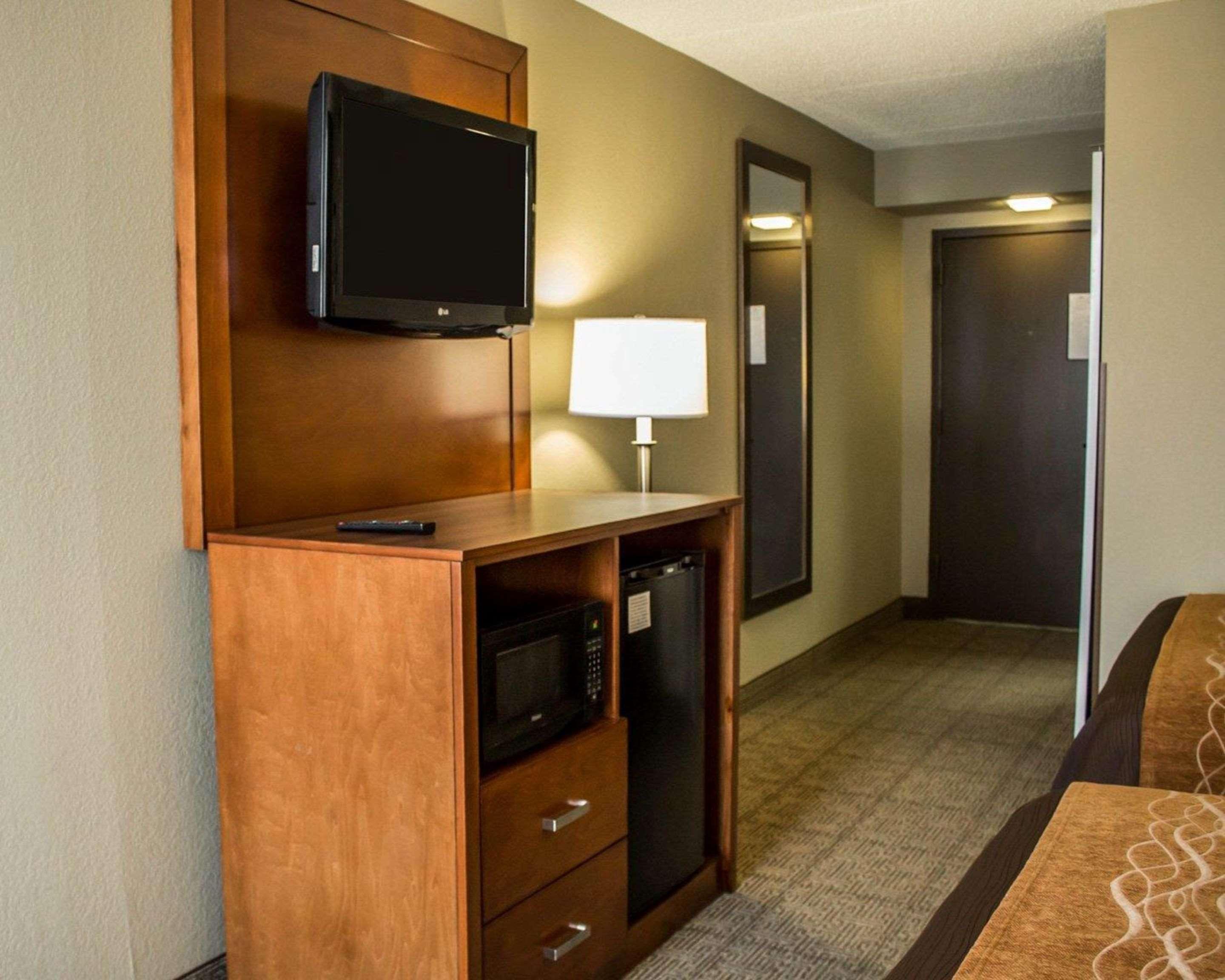 Comfort Inn Alliance Exterior photo