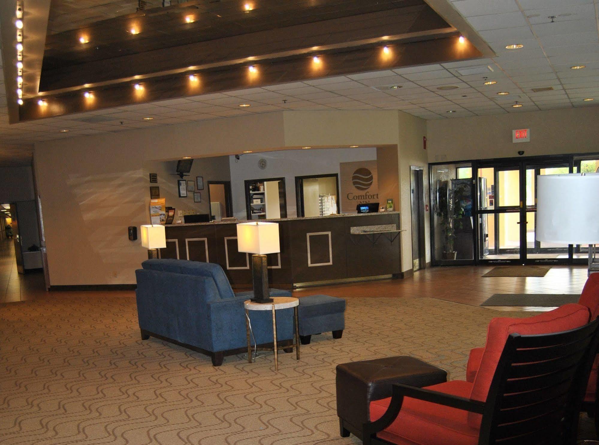 Comfort Inn Alliance Exterior photo